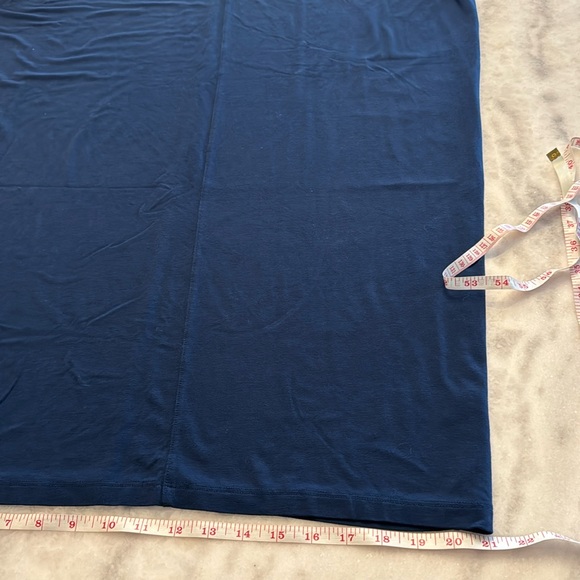 LILLA | P navy straight cut dress with middle seam size Large. NWOT - Picture 7 of 8